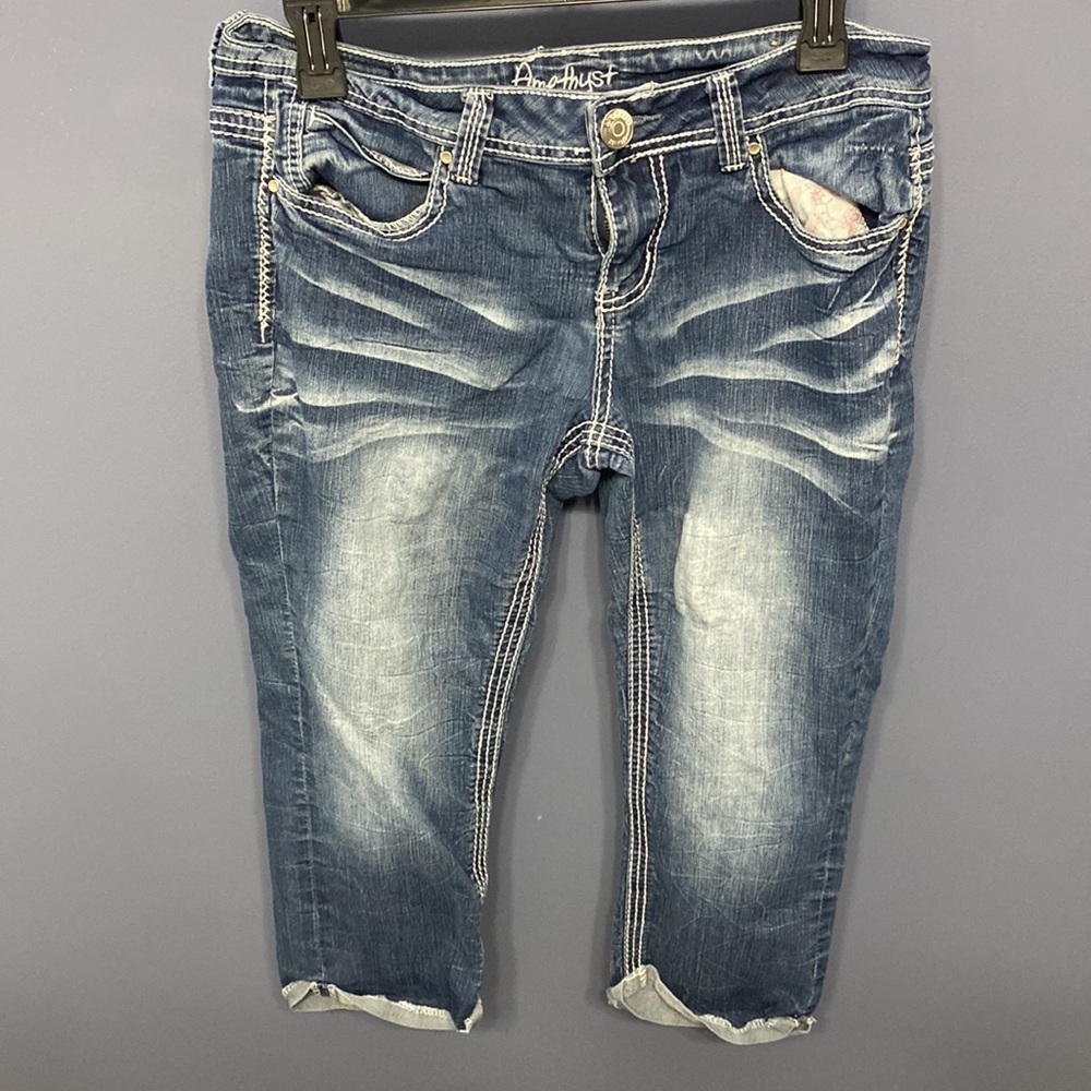 Women’s Amethyst Capri Jeans Size 9